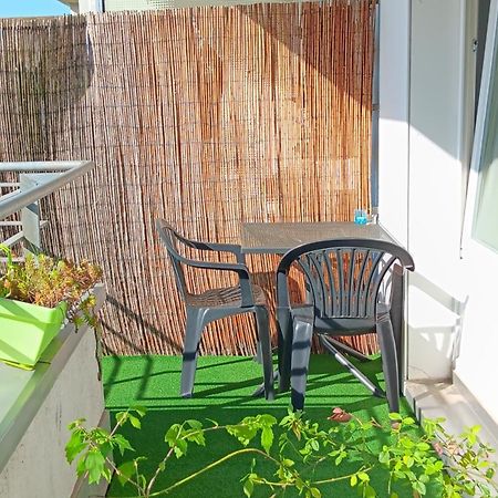 Zimmer Zentral In Berlin Eksteriør billede